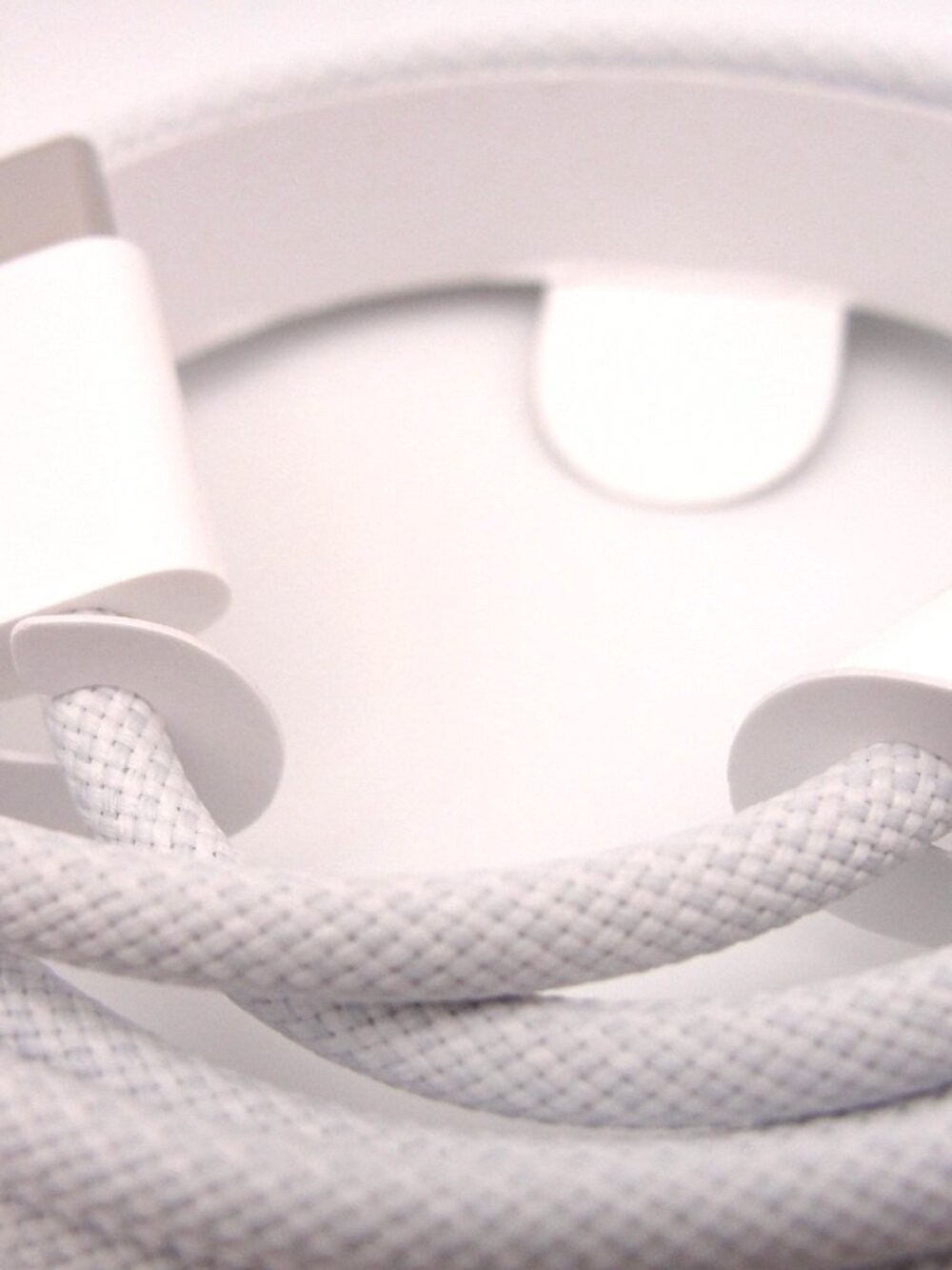 Apple USB‑C to USB‑C Braided Cable (A2795) | 1m | NEW | Fast Charging - Picture 2 of 7